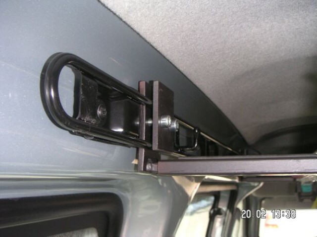 Ski-/Gepäckträger innen