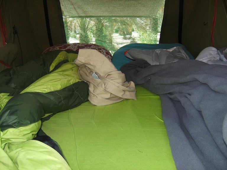 dachzelt howling moon von innen